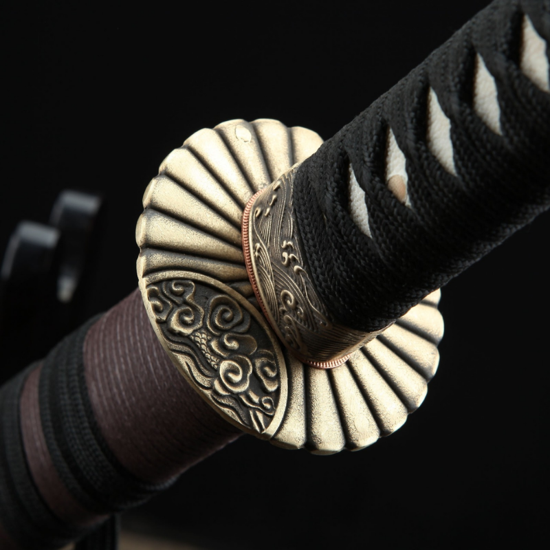 Wakizashi en acier de Damas